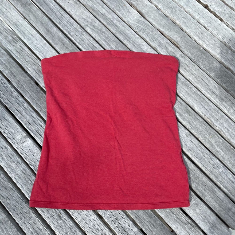 Express strapless top